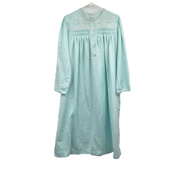Miss Elaine Classics Light Blue Lace Embroidered Long Nightgown M - Picture 1 of 12